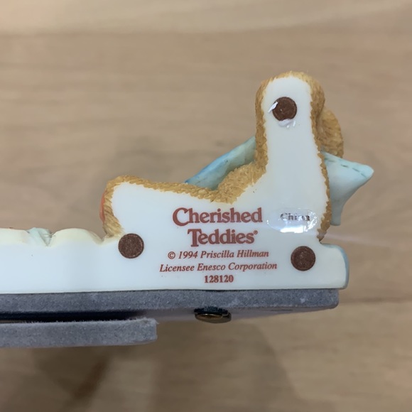 Cherished Teddies Family Photo Frame - Picture 2 of 4